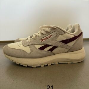 Reebok White and Gray Sneakers